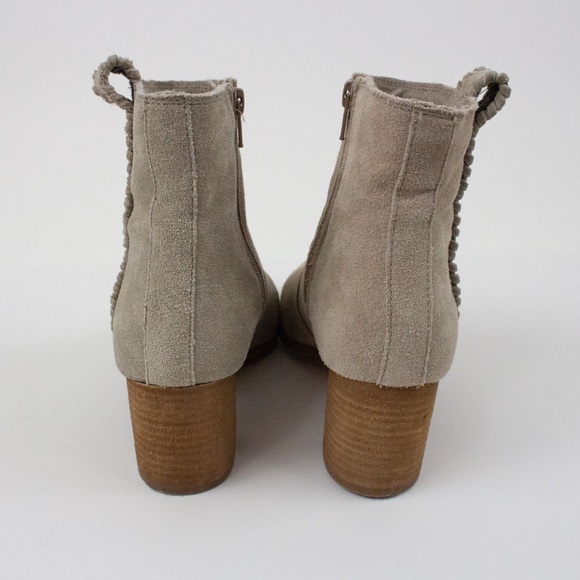 Coconuts by Matisse Cream Ankle Booties - Picture 3 of 6